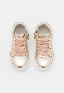 Friboo Leather - Sneakers Hoog - Gold -Friboo 359f006ce3634c93b18b7e5950173614