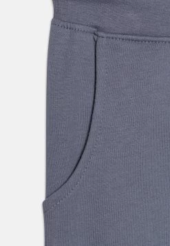 Friboo 3 Pack - Trainingsbroek - Grey/Black/Blue 9 Friboo 3 Pack - Trainingsbroek - Grey/Black/Blue -Friboo 401256becfab442e8a8ba8fdd9c7dc88