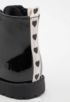 Friboo Korte Laarzen - Black -Friboo a224016b28df4fe0a9ab09d70070c8e8