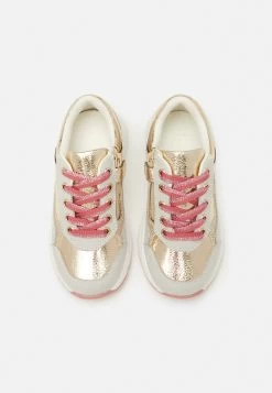 Friboo Sneakers Laag - Gold 11 Friboo Sneakers Laag - Gold -Friboo a3bdd98c073b4f5181acd3e32963b349
